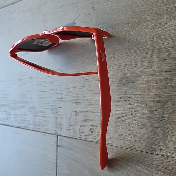 NWOT Aperol Spritz Unisex Sunglasses - Picture 3 of 6